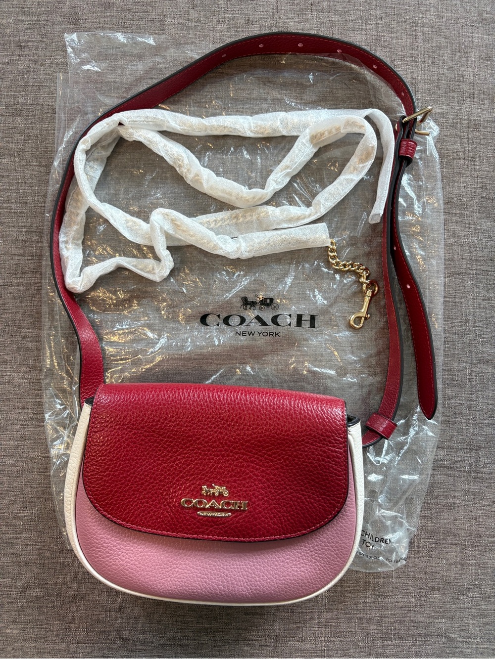 Coach Saddle Belt Bag in Colorblock (Kleo Crossbody) Pink/Red/Multi With Chain